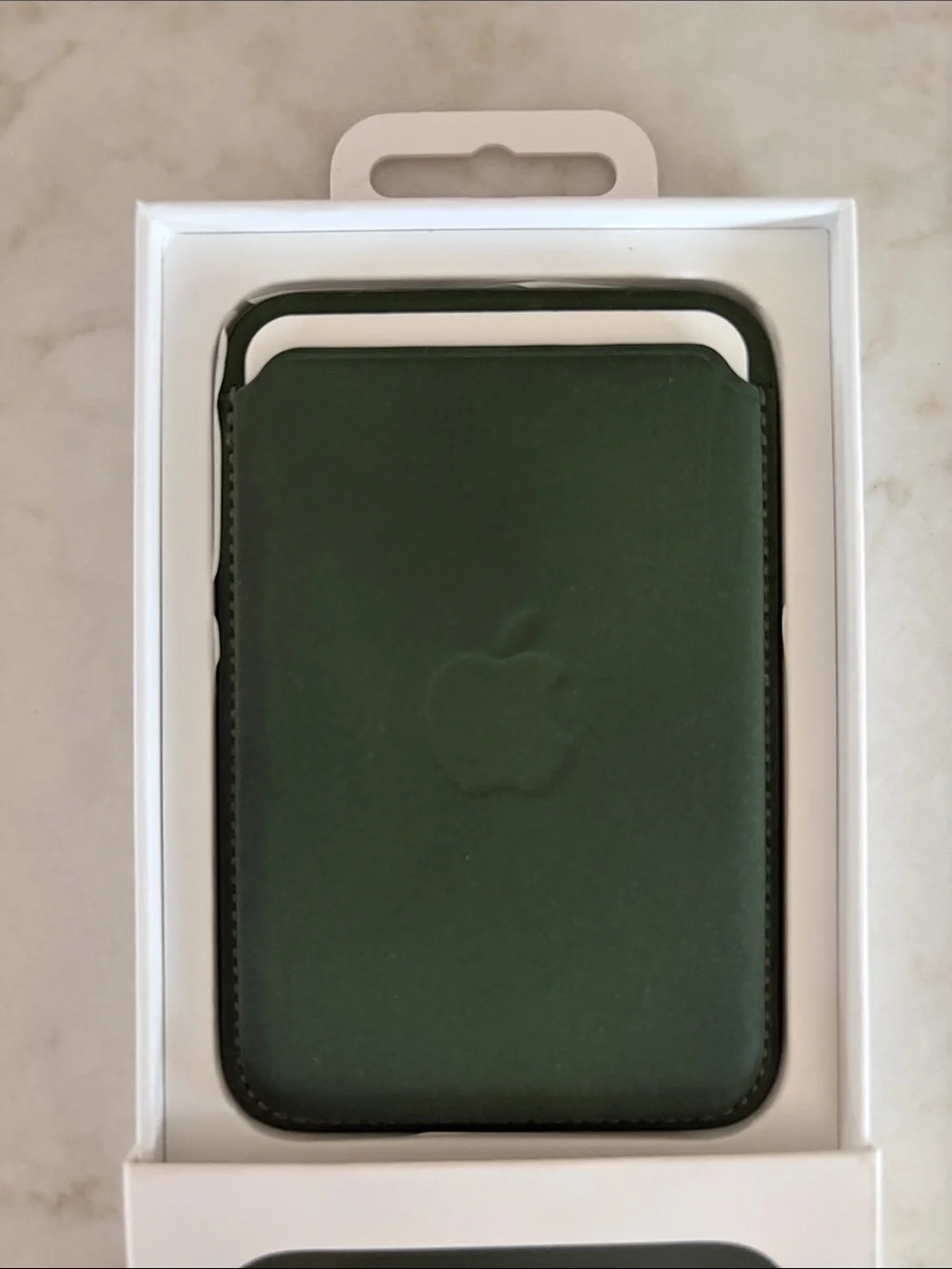 Apple FineWoven MagSafe Wallet - Dark Green